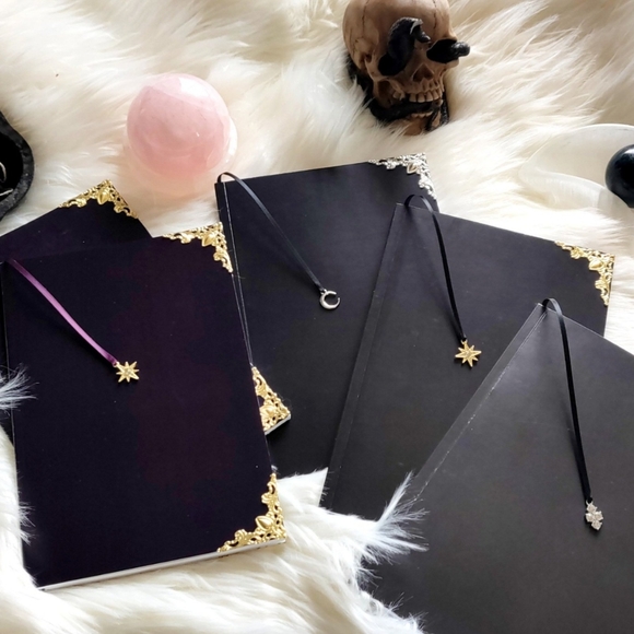 Dream Amethyst Customizable Grimoire™© - Picture 10 of 14